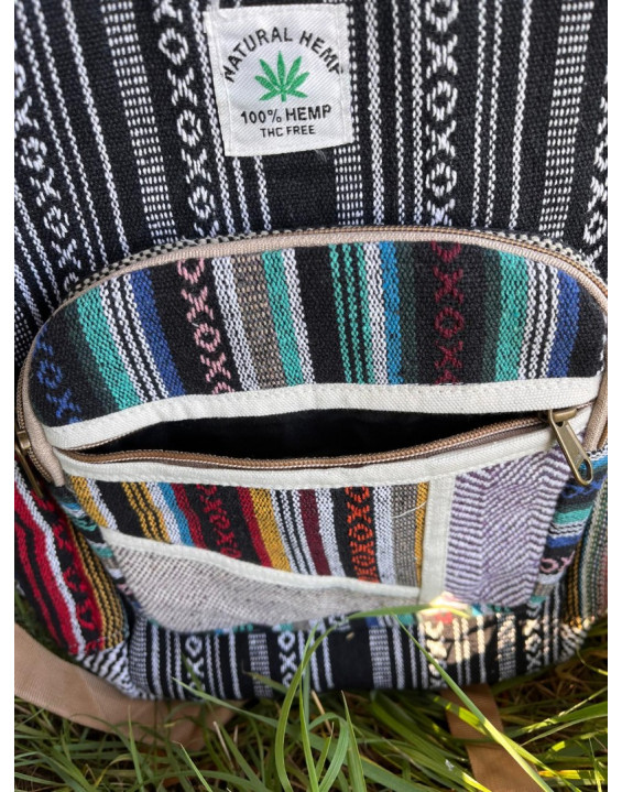 Ethno batoh z konope - farebný stredný